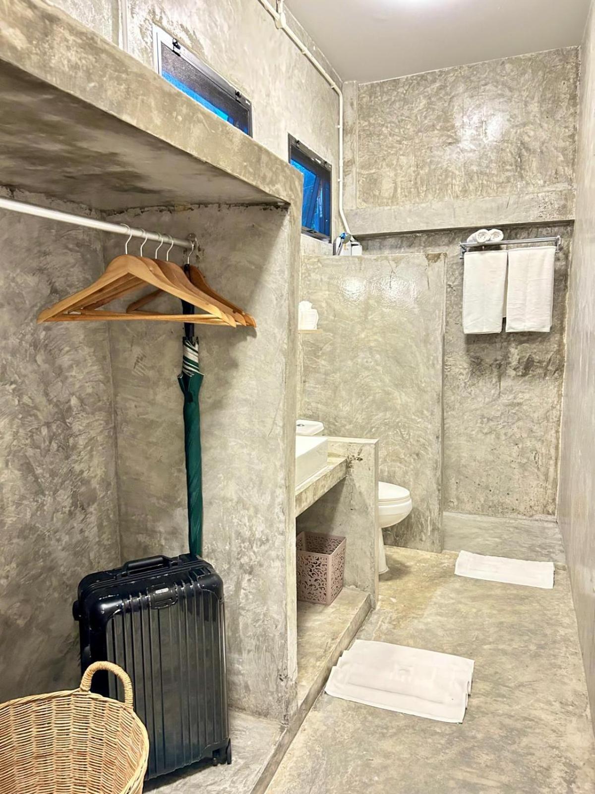 Phuchada Residence Nai Yang Екстер'єр фото